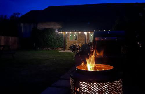 Private & Spacious Cotswold Barn - Foto 24