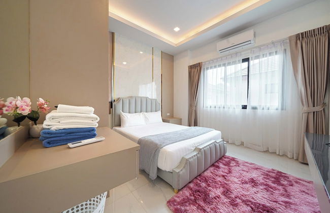 Southern Peak Pool Villa HuayYai Pattaya - Photo 21