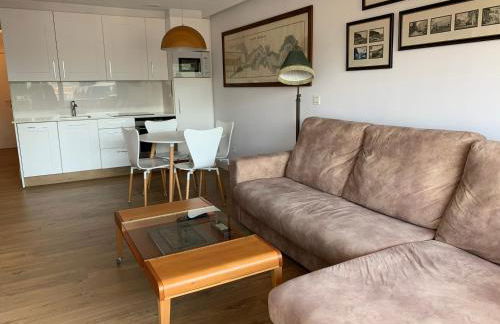 Residencial Sanz-Enea a 100m de la playa - Foto 3