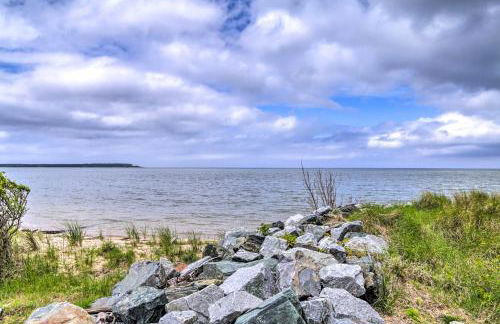 Bayfront Gem with Amazing Water Views and Pond! - Foto 34