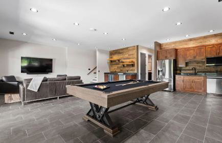 Blue Heron & Gray Fox by Avantstay 2 Lakefront Homes, Sleeps 44 Pool, Dock, Theater - Foto 84