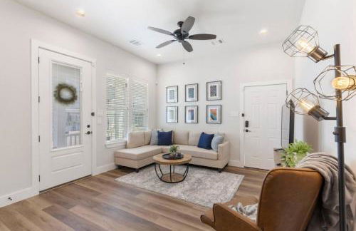 Modern Magnolia Cottage Pool and Gym Access - Foto 40