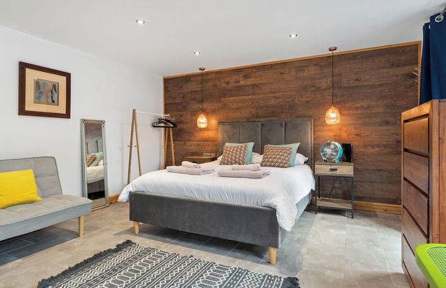 Immaculate 1-bed Studio in Haverfordwest - Foto 4