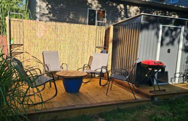 Fully Updated 3-Bedroom Ranch with Stylish Interiors, Full Furnishings, and Backyard Hangout Spaces - Foto 5