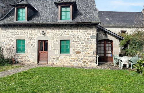 Maison cosy à Lanobre + Jardin - Photo 14