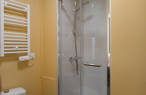 Joli studio - Parking Privé - WIFI Très Haut Débit - Au calme - Foto 22