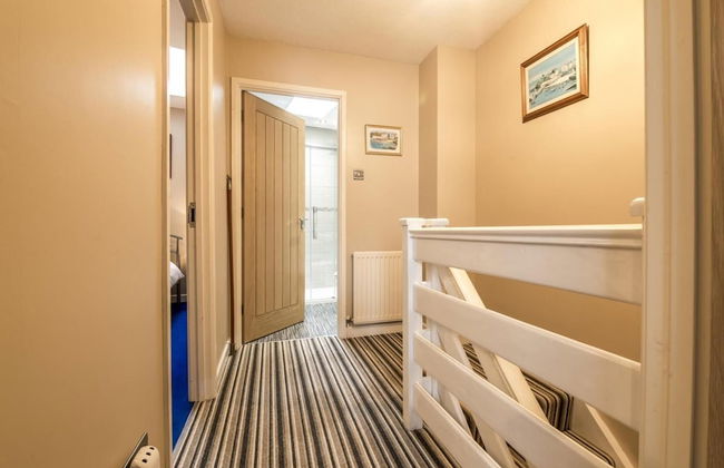 Harry s - 2 Bedroom Holiday Home - Tenby - Foto 8