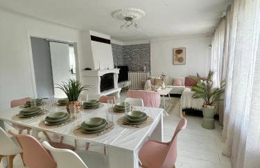 Maison chaleureuse 4 chambres avec jardin - Proche Paris - ARENA Paris Nord Villepinte - Parc des expositions - Aéroport CDG - Disney - Astérix - Foto 1