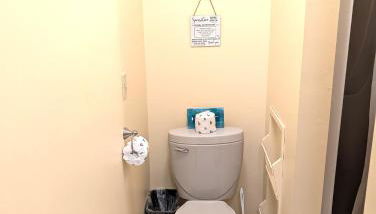 NEW! The Lighthouse - Cute, Large, and Lakefront! - Foto 5