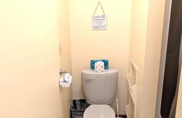 NEW! The Lighthouse - Cute, Large, and Lakefront! - Foto 5