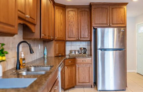 Coastal Cabana in Lakeland with King Bed - Foto 26