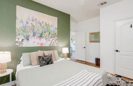 The Outlook - Spa and deck views of Hill Country - Foto 91