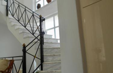 Villa Sis - Cycladic Sea View Luxury Home near Milos Beach & hiking trails 3, 4 & 5 - Photo 24