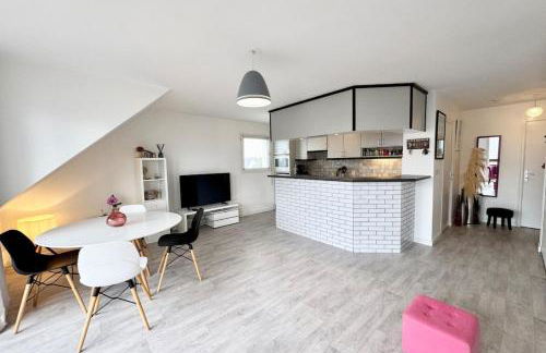 Charmant T2 au calme balcon exposé plein sud - Foto 15