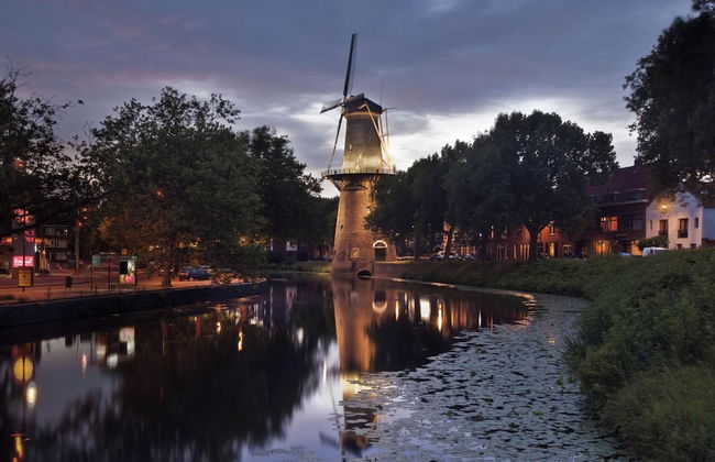 Studio in Canal Villa in the Old Centre Schiedam - Photo 14