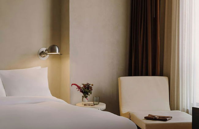 Chambers Hotel Central Park South, Sonder by Marriott Bonvoy - Photo 37