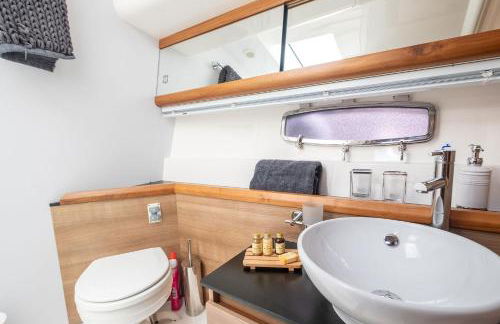 2BR Heated Yacht, Lymington Centre, Beautiful View - Foto 16