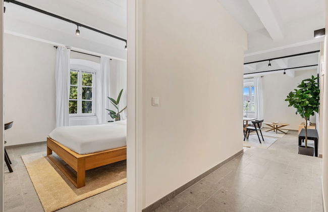 Clausen Hideaway Modern Apartment ID211 - Photo 28