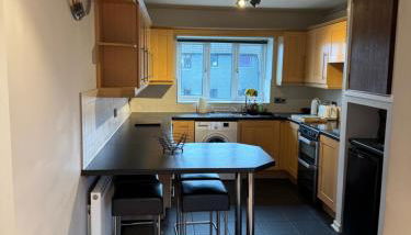 Farrier House - Photo 3