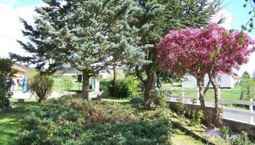 Appartement Spacieux avec Jardin Privatif, Proche du Puy-en-Velay et d'un Golf, WiFi Inclus - FR-1-582-286 - Foto 2