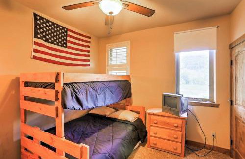 Chic Pagosa Springs Condo w/ Porch - Walk to Shops - Foto 18