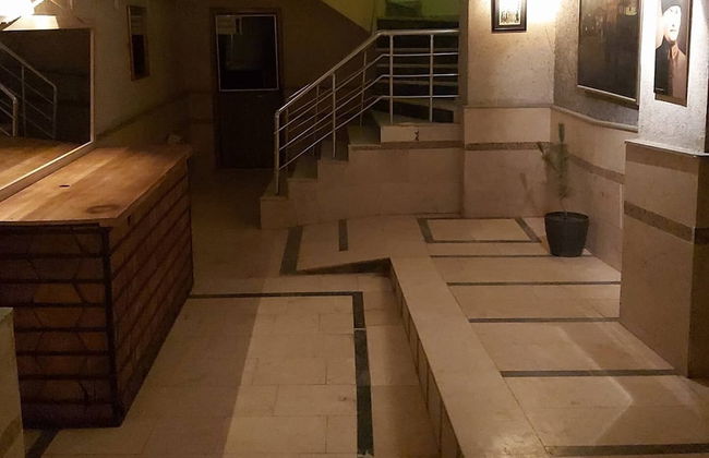 Alesta Suit Apart - Photo 2