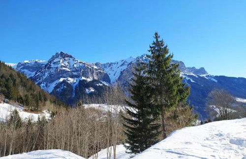 In the heart of nature with an unique view - Foto 18