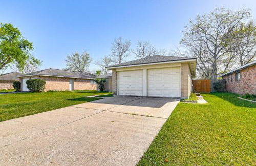 6 Mi to Clear Lake Family Home with Patio and Yard - Foto 24
