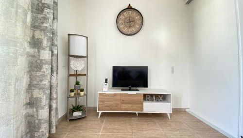 Fuengirola Holiday Apartment w/Balcony View & Pool - Photo 5