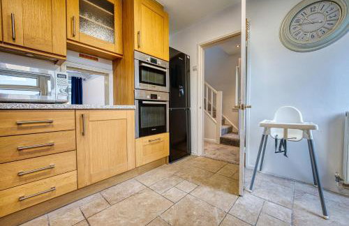 Modern 3 Bedroom 2 Bath House with Parking, Wednesbury, Birmingham - Foto 27