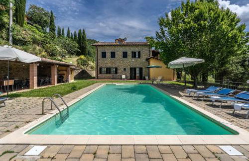 Experience the charm of Tenuta Le Caselle, a cozy farmhouse surrounded by nature and comfort! - Foto 4