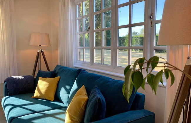 Idyllic Country Retreat With Wow Views & Lush Pool - Foto 31