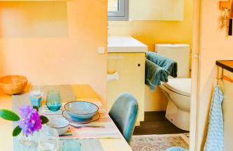 Tiny House By The Lake And An Artist Collective - Foto 17