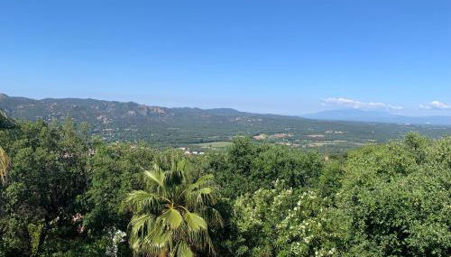 Sunny Costa Brava Getaway with Big Private Terrace - Foto 5