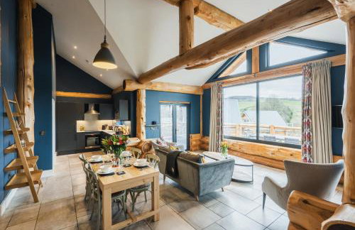 The Farmhouse - Photo 10