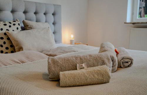 Beheizter Whirlpool und Panoramafenster vom Bett ins Grüne! - Foto 8