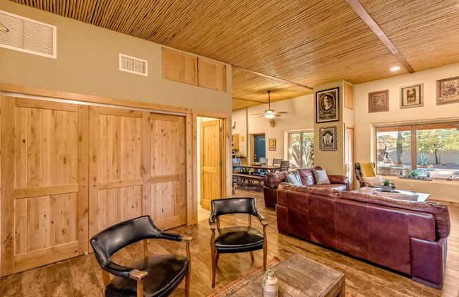 La Puerta Azul- Stunning Desert Retreat; Pool/Spa - Foto 22