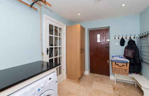 Luxurious Country House with Cinema Games Room - Pass the Keys - Photo 24