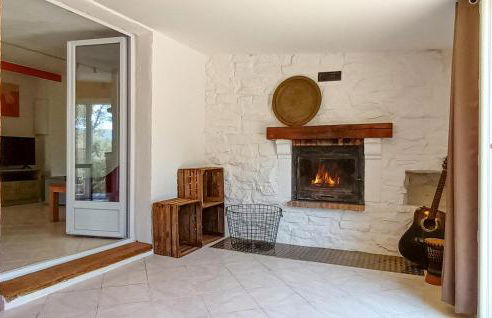 Cozy Home In Besse Sur Issole With Swimming Pool - Foto 5