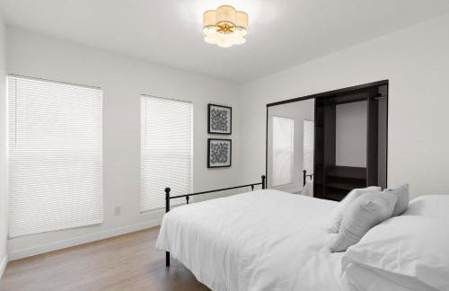 NEW Remodeled Northridge 5 Bedroom Near CSUN & Sherwood Forest - Foto 26