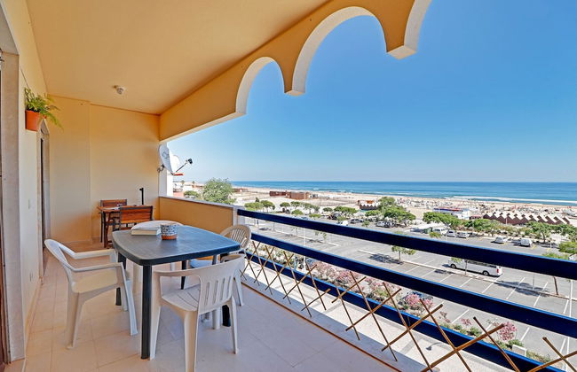 Monte Gordo Beachview 2 by Homing - Foto 1