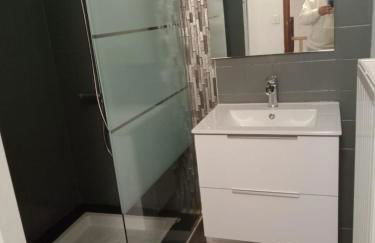 Grande maison en pierre au coeur du village provençal du XIe siecle 10 personnes - Foto 30