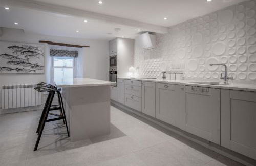 Caleb's Cottage - 4 Bedroom Cottage - Solva - Photo 16