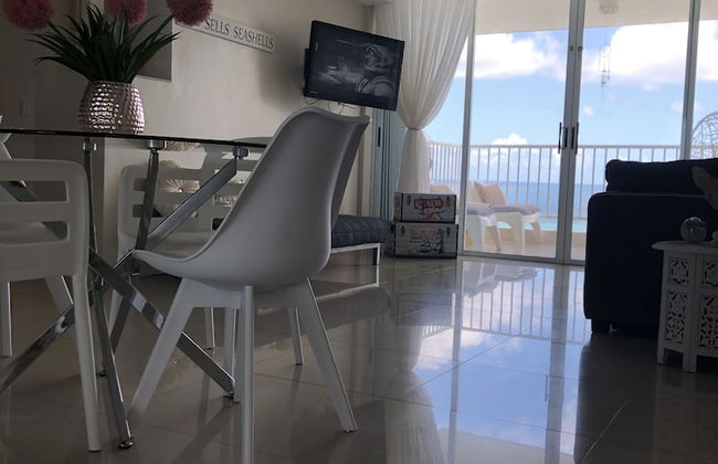 Ocean View Gorgeous 1 Bedroom Apt - Photo 25