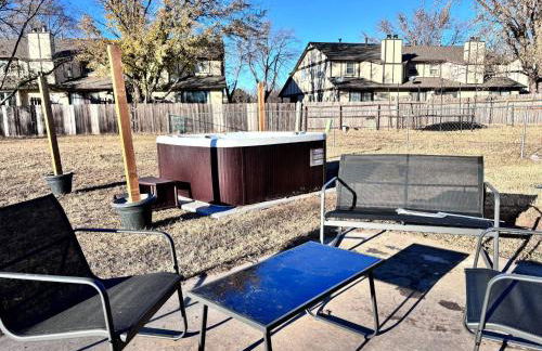 Theater, King&PoolTable with PrivateHotTub - Foto 22