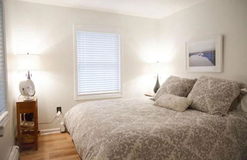 Lincolnville 2BR - Beach Vibes & Backyard BBQ - Foto 4