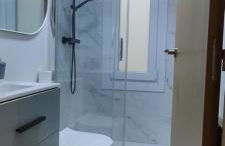 Céntrico espacioso y muy luminoso - Photo 20