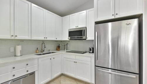 Cozy home with private entrance! - Foto 3, stove, dishwasher, toaster