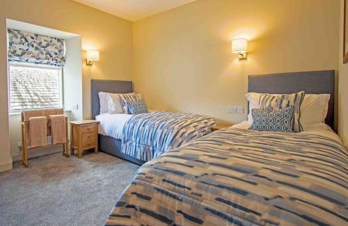 Luxury central Windermere Apartment - Photo 13