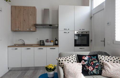 CHECK-INN House in front of the Rho fair, 6 minutes walk - Foto 6